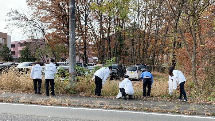 県道131号線沿いのゴミ拾い